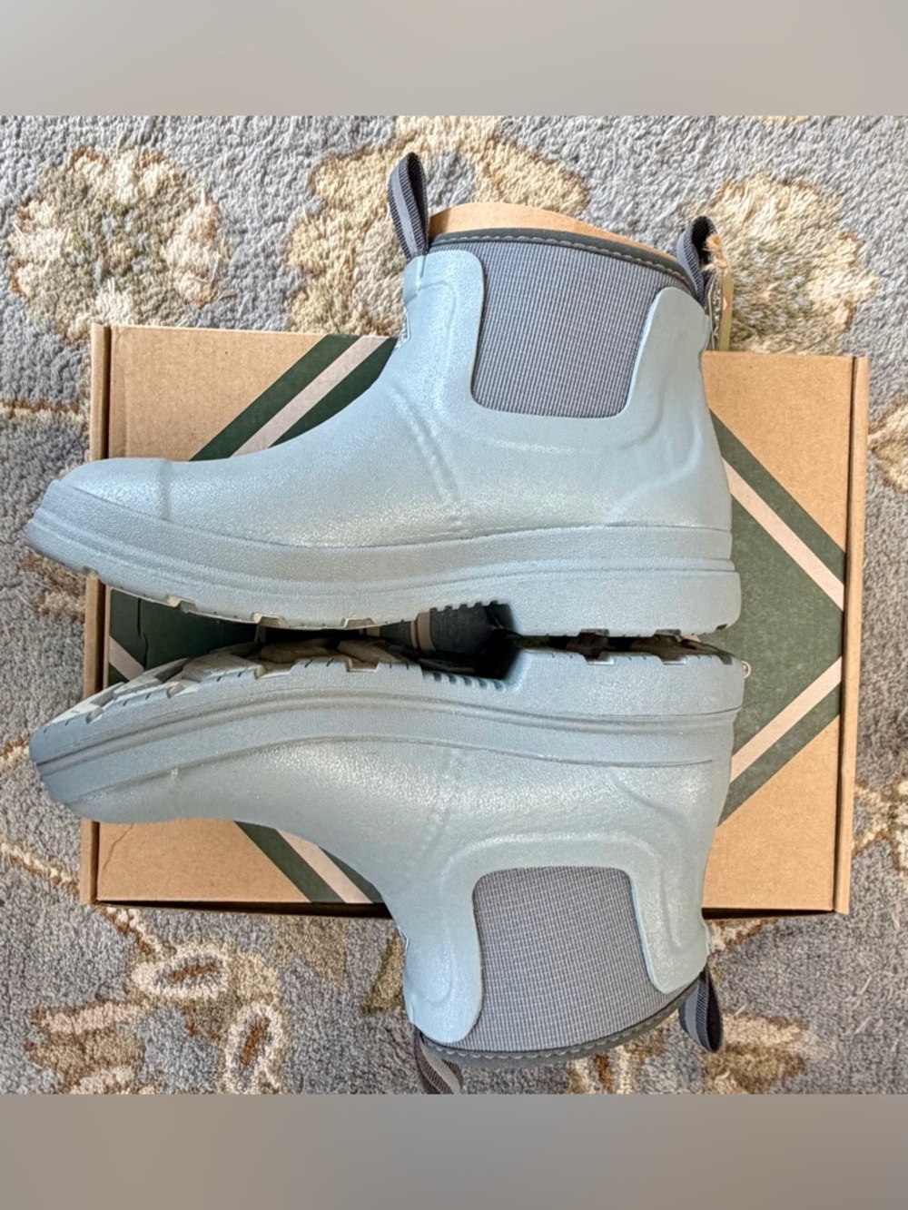 Rainscape Chelsea Rain Boots size 8 - Picture 9 of 16